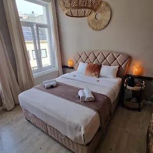 Nonne Blanche , Oostende België